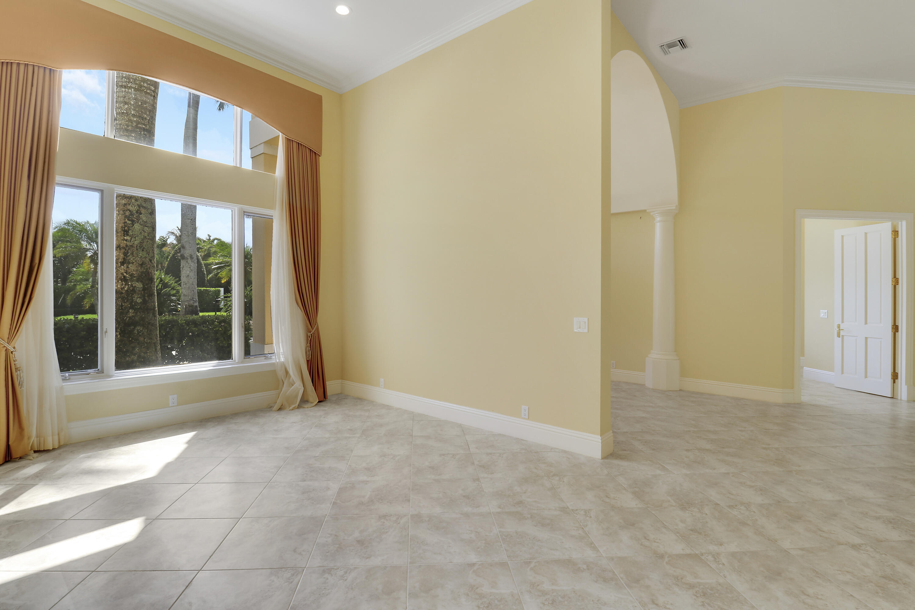 ADMIRALS COVE PAR C - Residential