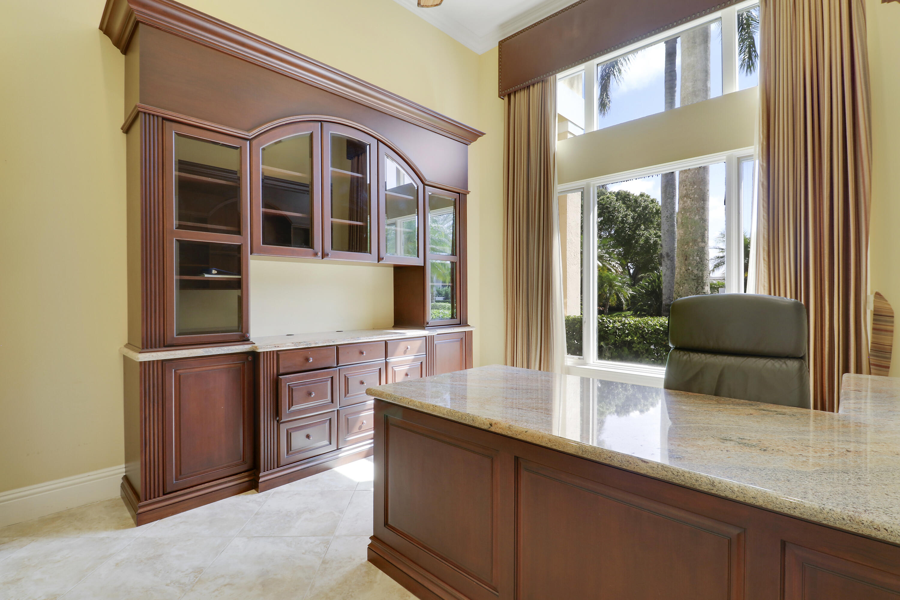 ADMIRALS COVE PAR C - Residential
