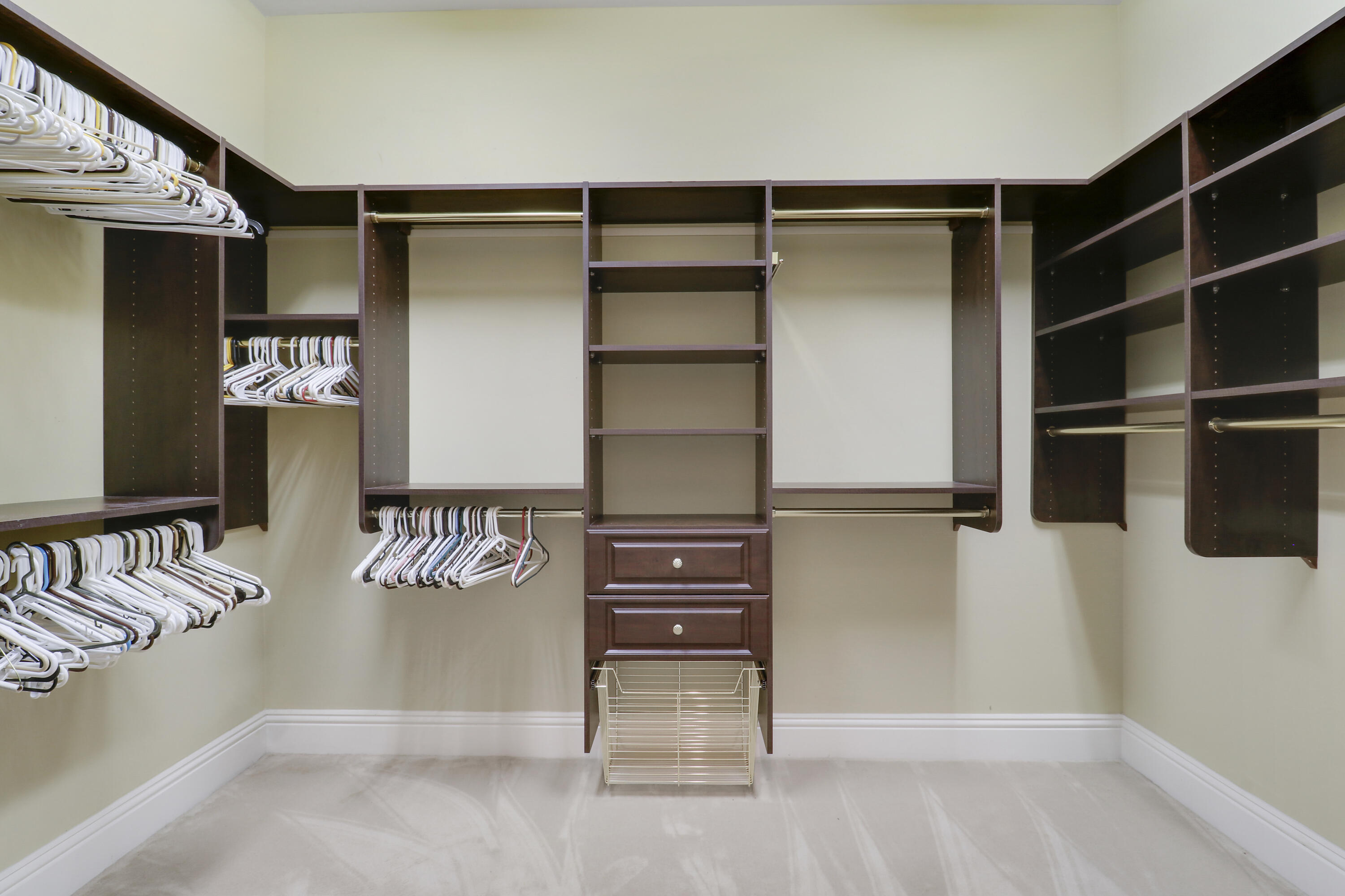 ADMIRALS COVE PAR C - Residential