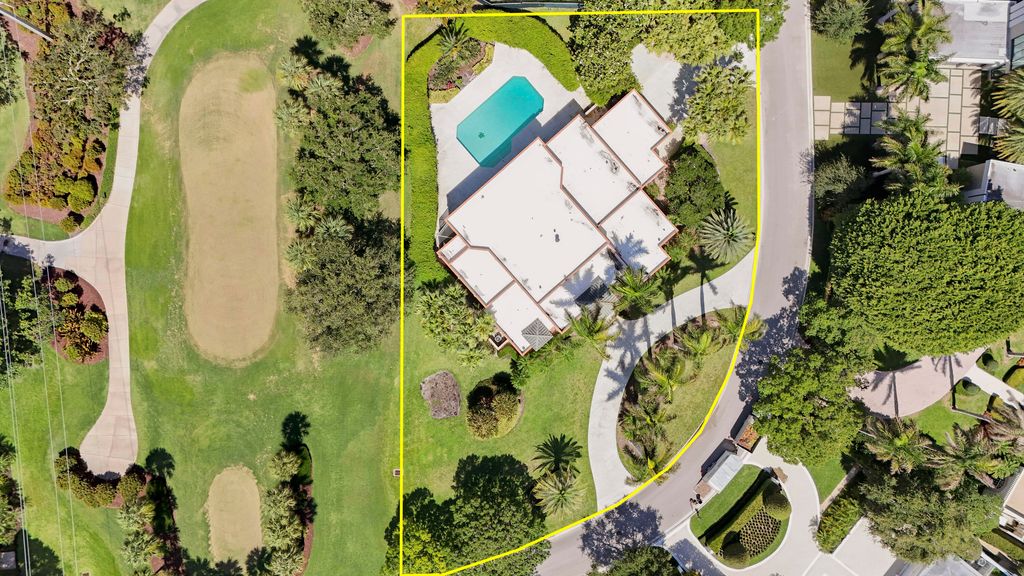 Photo of 171 Spyglass Lane, Jupiter, FL 33477 (MLS # B26030802)