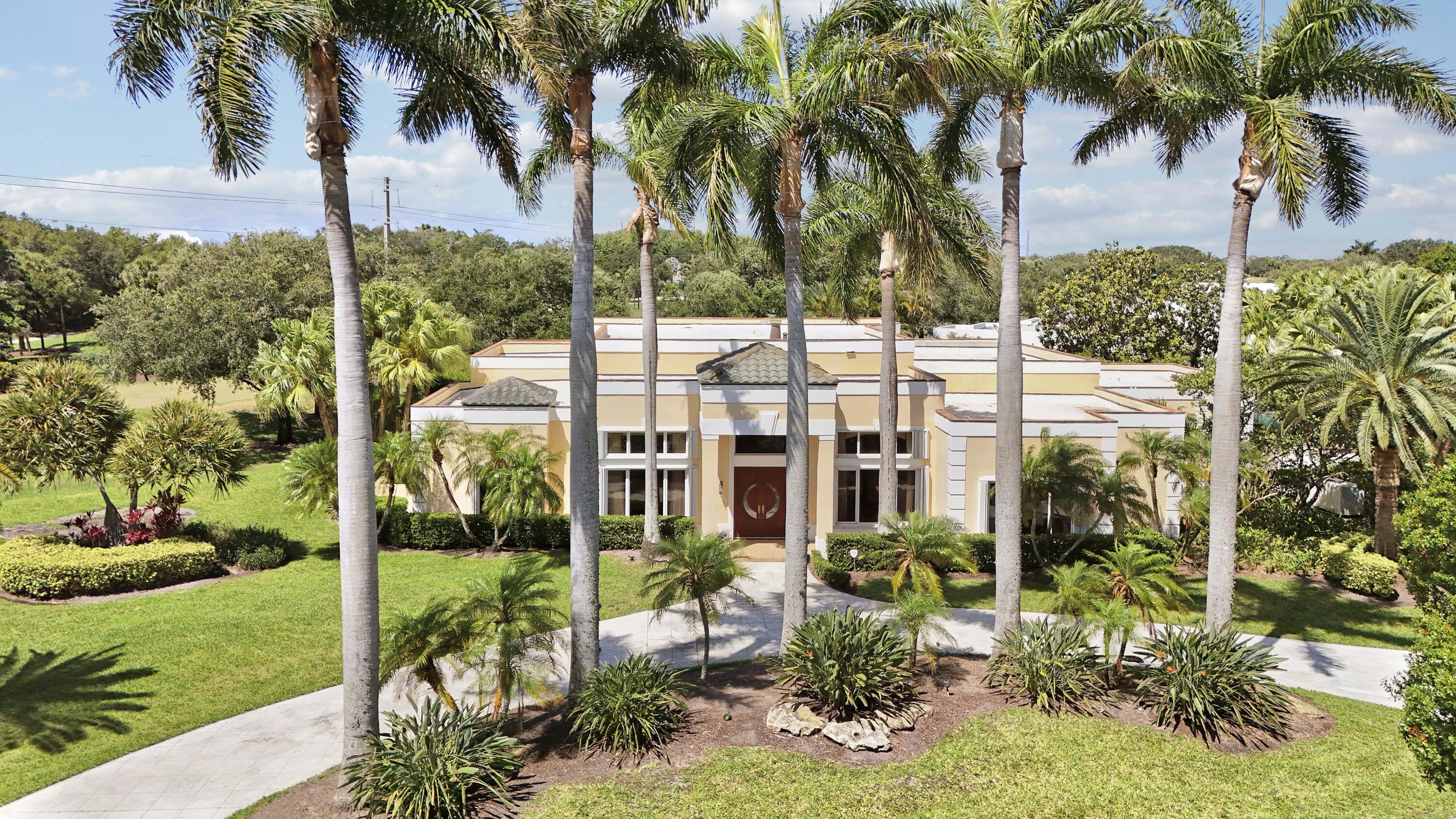 ADMIRALS COVE PAR C - Residential