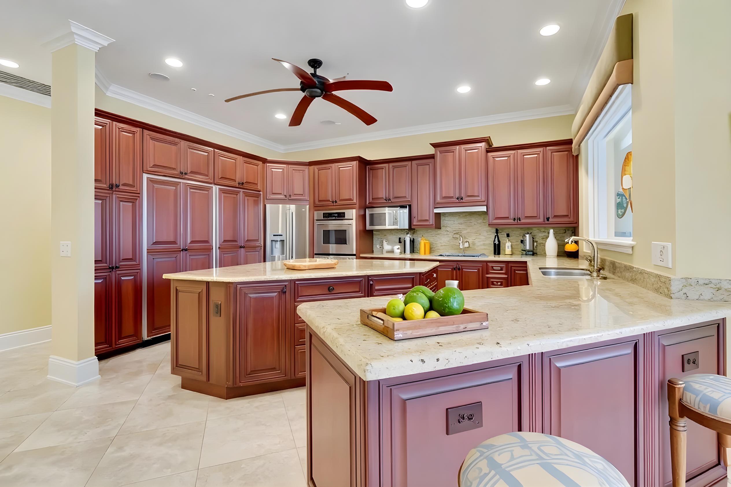 ADMIRALS COVE PAR C - Residential
