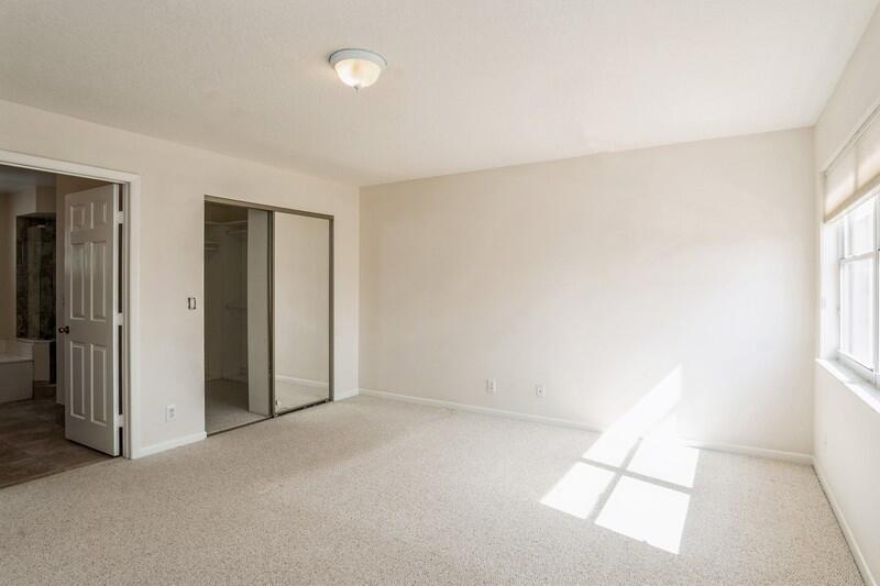 SIENA OAKS - Residential