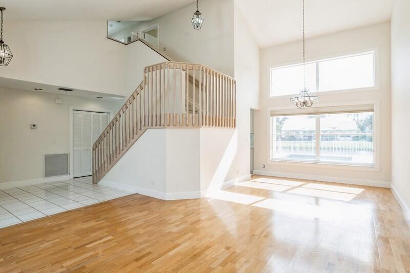 SIENA OAKS - Residential