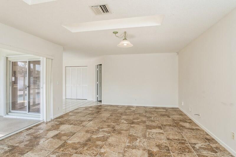 SIENA OAKS - Residential