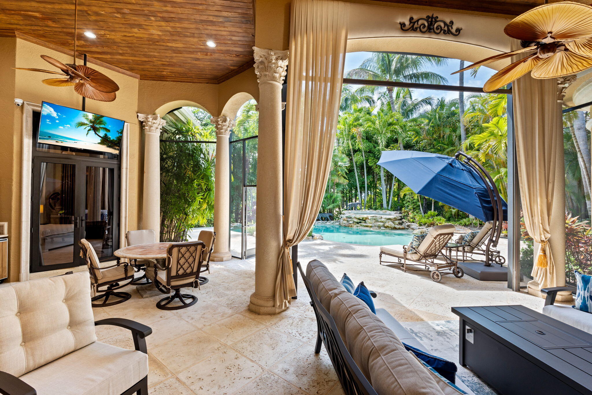 MIZNER LAKE ESTATES - Residential