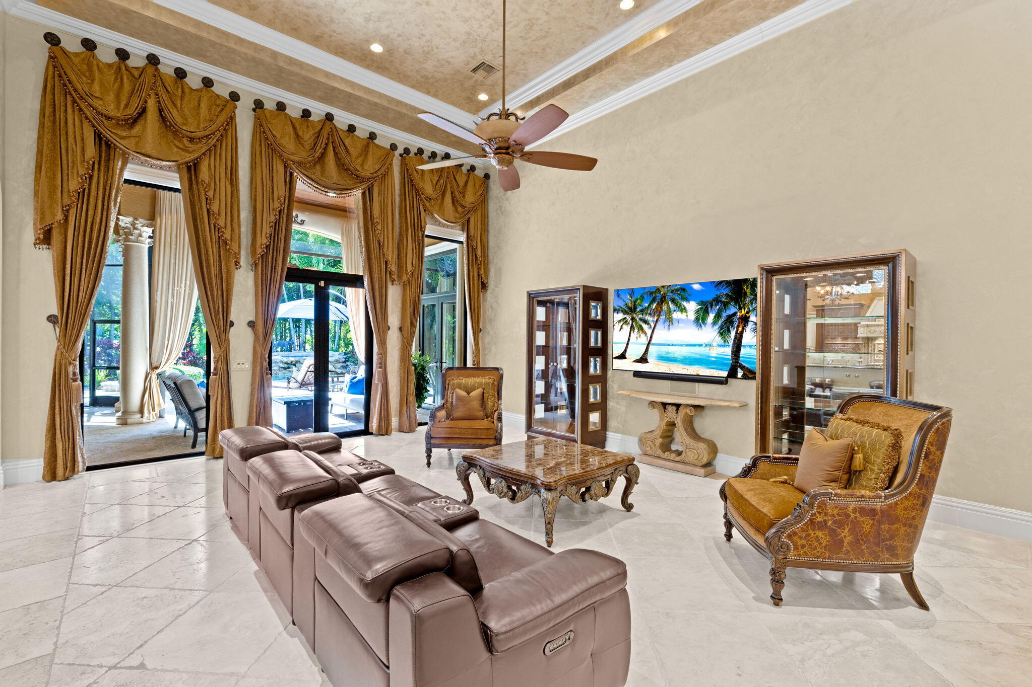 MIZNER LAKE ESTATES - Residential
