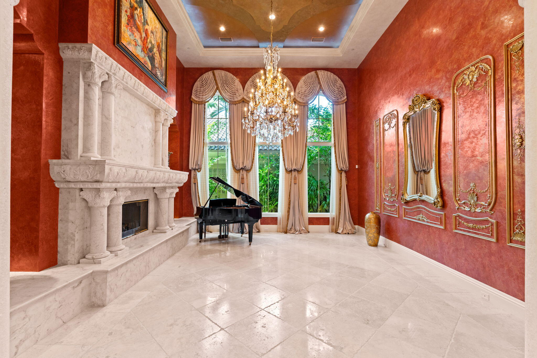 MIZNER LAKE ESTATES - Residential