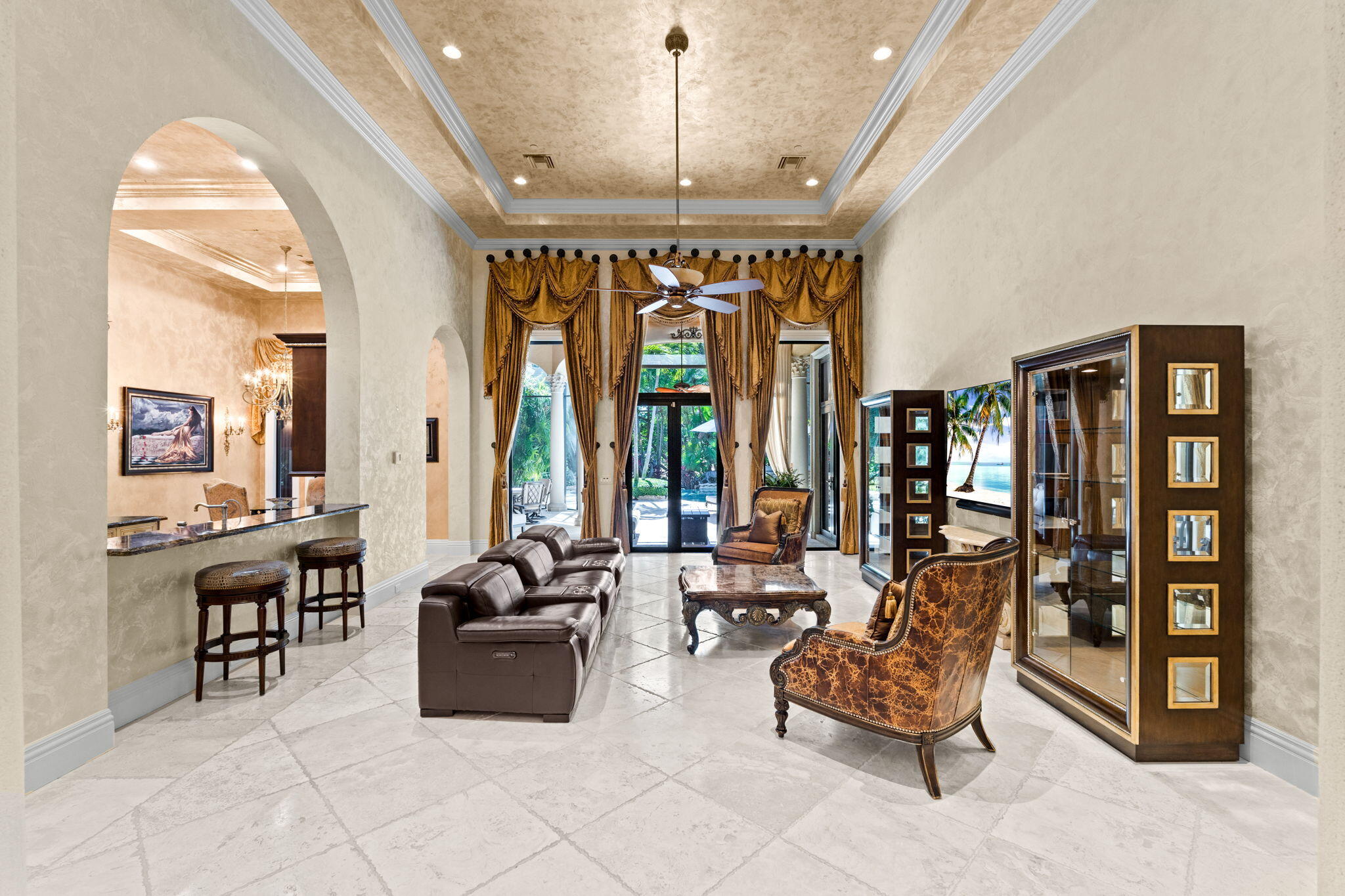MIZNER LAKE ESTATES - Residential