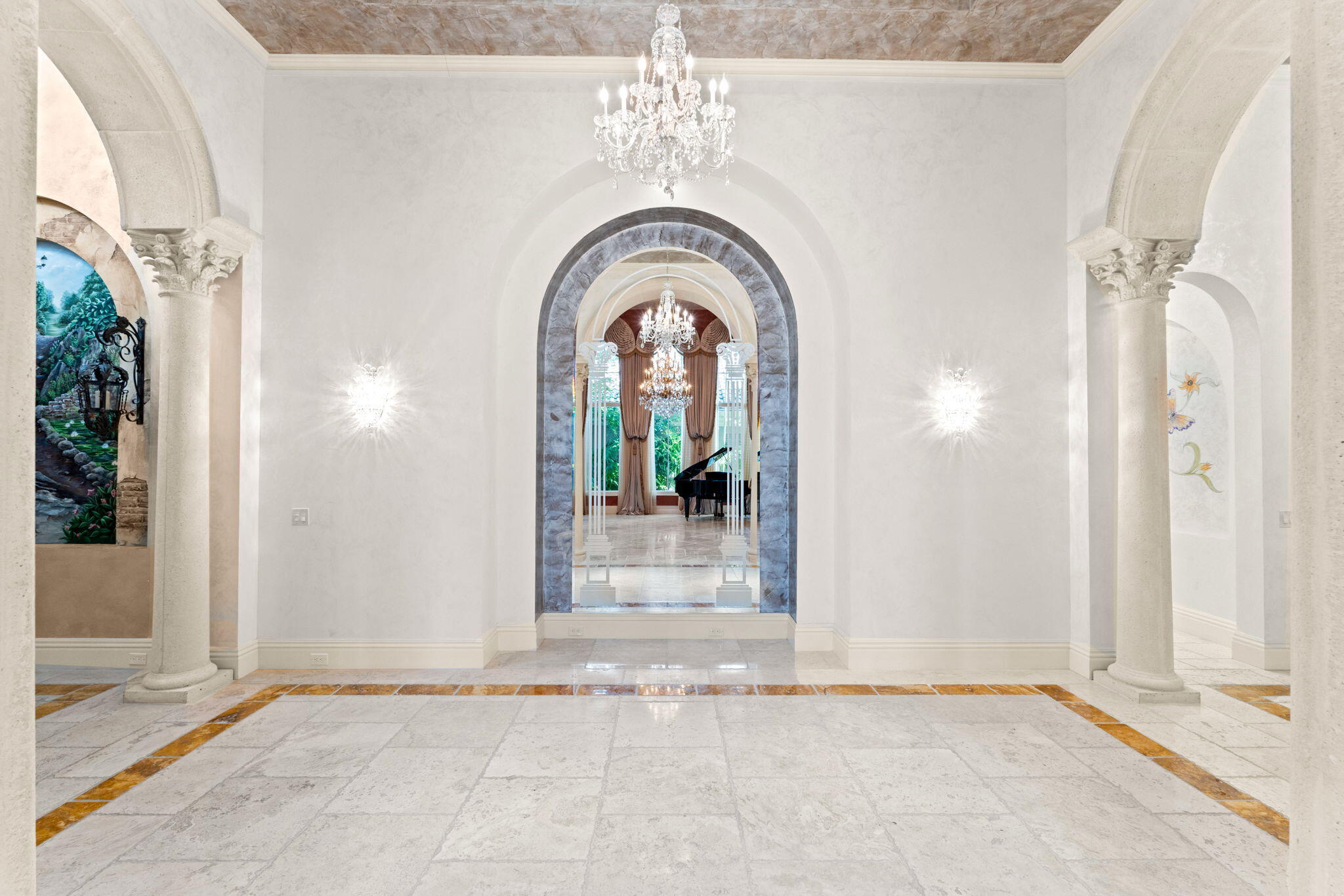 MIZNER LAKE ESTATES - Residential