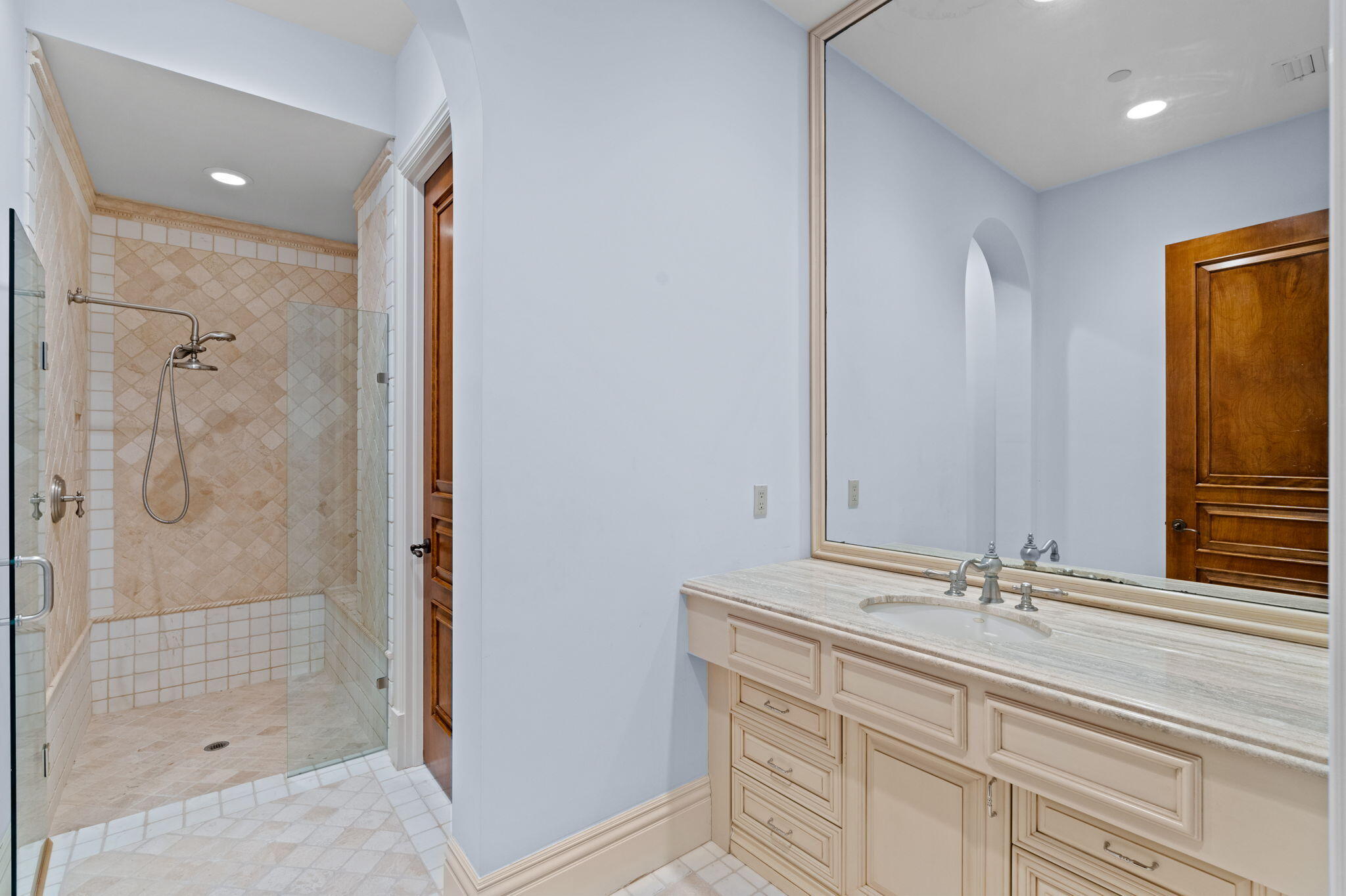 MIZNER LAKE ESTATES - Residential