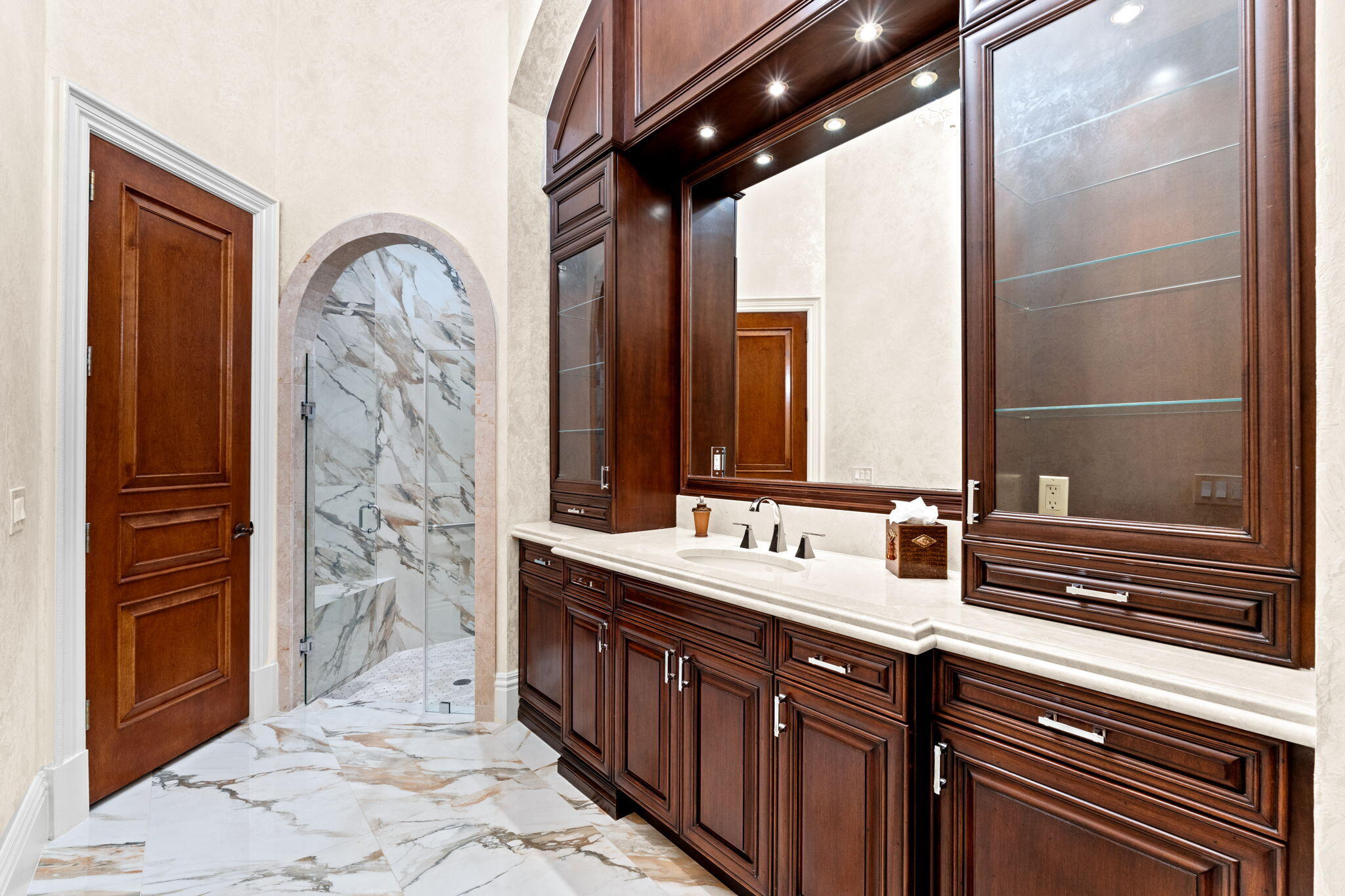 MIZNER LAKE ESTATES - Residential