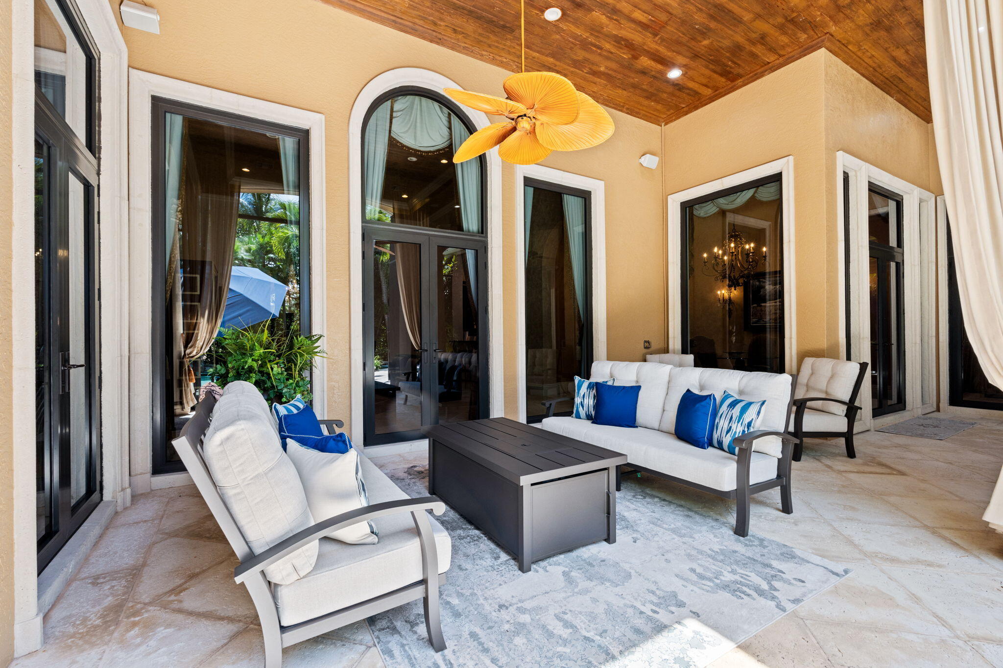 MIZNER LAKE ESTATES - Residential