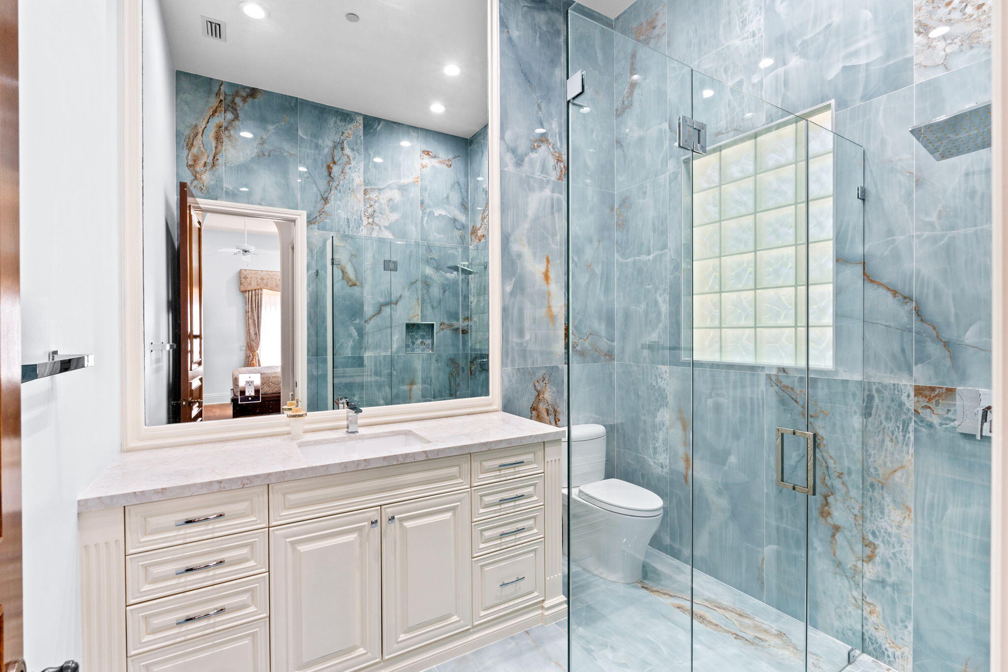 MIZNER LAKE ESTATES - Residential