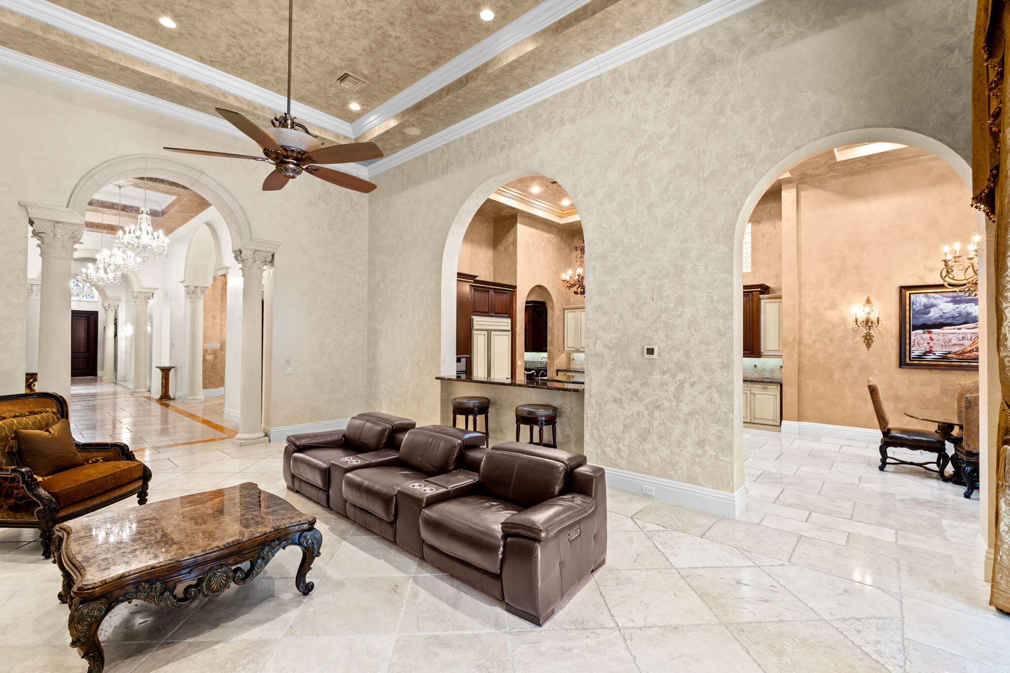 MIZNER LAKE ESTATES - Residential