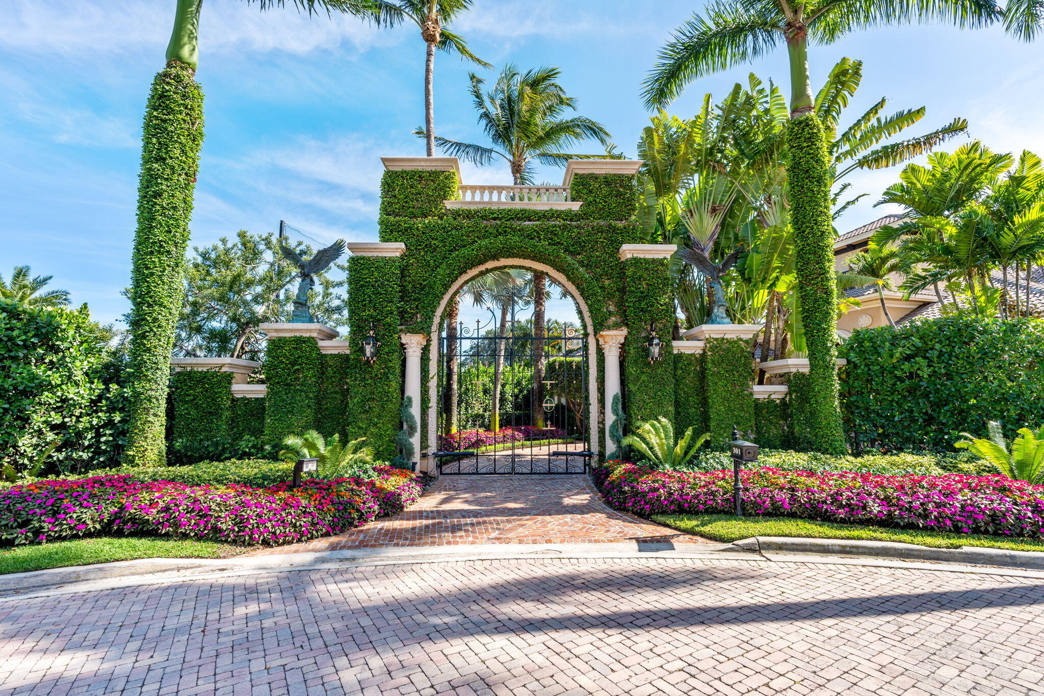 MIZNER LAKE ESTATES - Residential