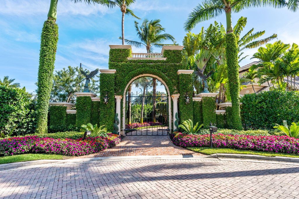 Photo of 301 Mizner Lake Estates Drive, Boca Raton, FL 33432 (MLS # B26014212)