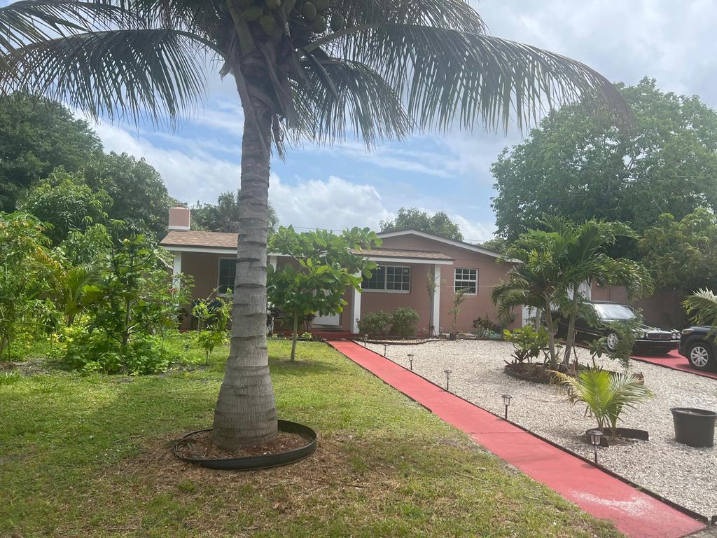 Photo of 1026 Hansen Street, West Palm Beach, FL 33405 (MLS # B26025104)