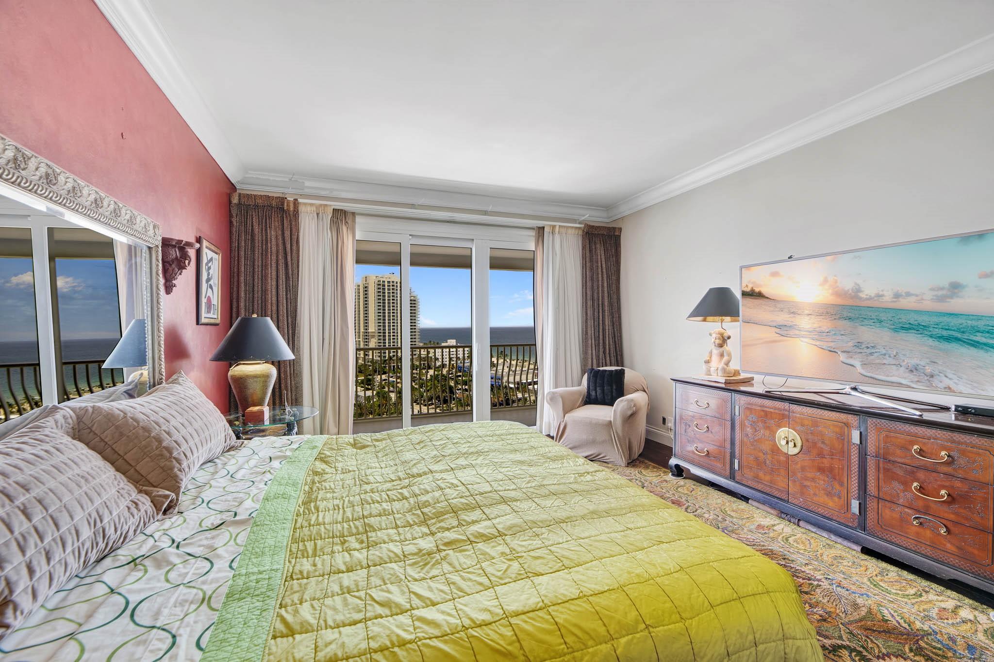 Venetian Condominium - Residential