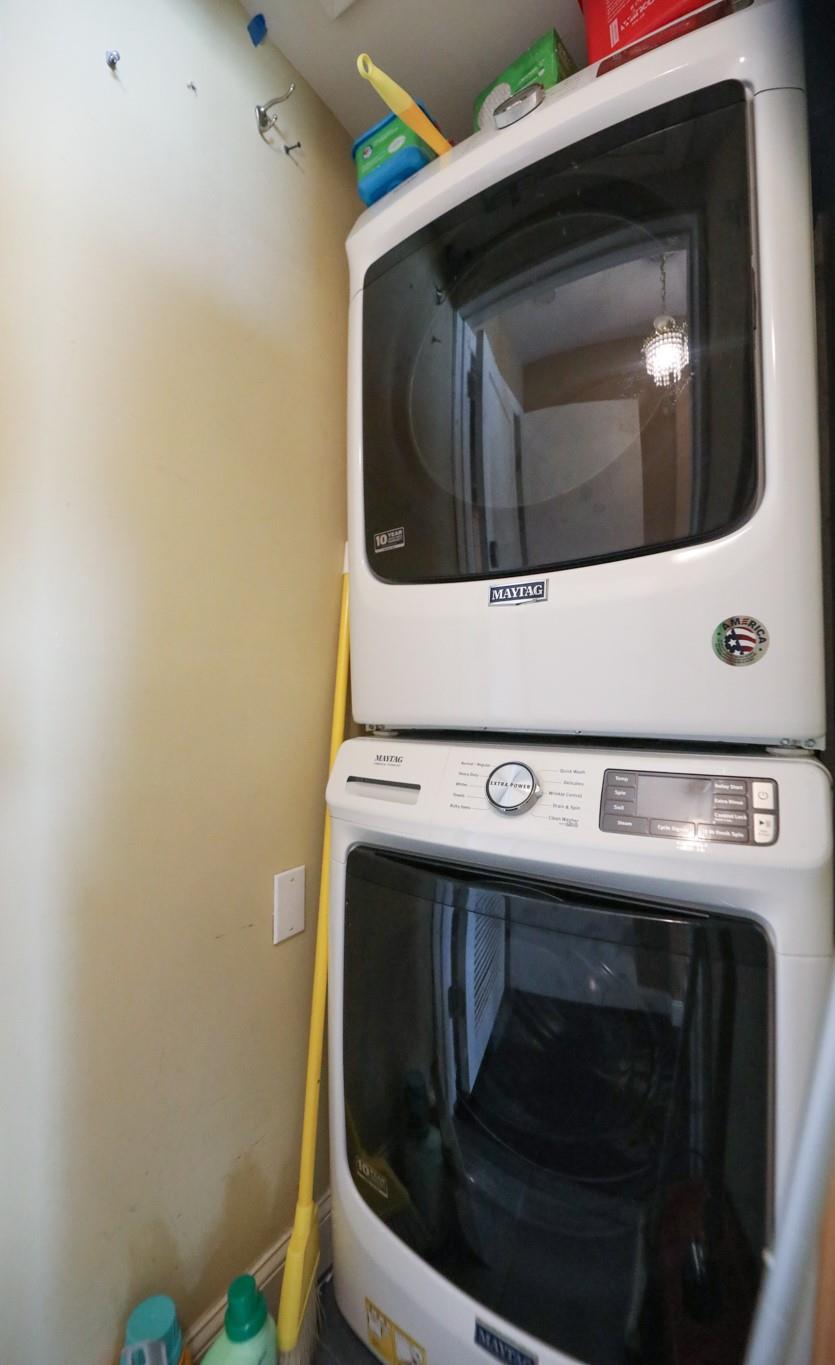 Venetian Condominium - Residential