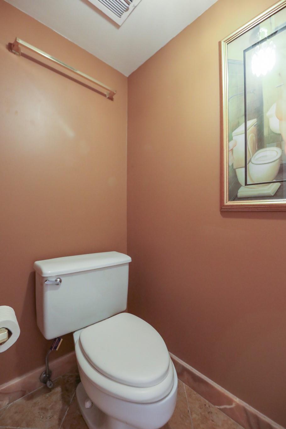 Venetian Condominium - Residential