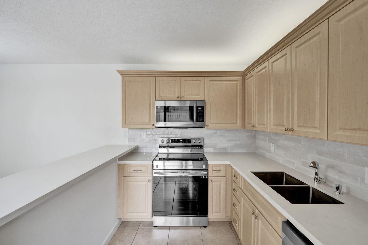 SANDALWOOD ESTATES - Residential