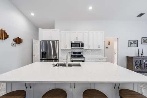 Tiny photo for 1875 Oak Berry Circle, Wellington, FL 33414 (MLS # B26047166)