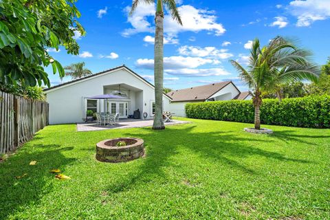 Tiny photo for 1875 Oak Berry Circle, Wellington, FL 33414 (MLS # B26047166)