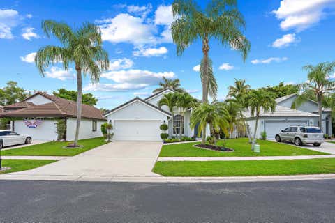 Tiny photo for 1875 Oak Berry Circle, Wellington, FL 33414 (MLS # B26047166)