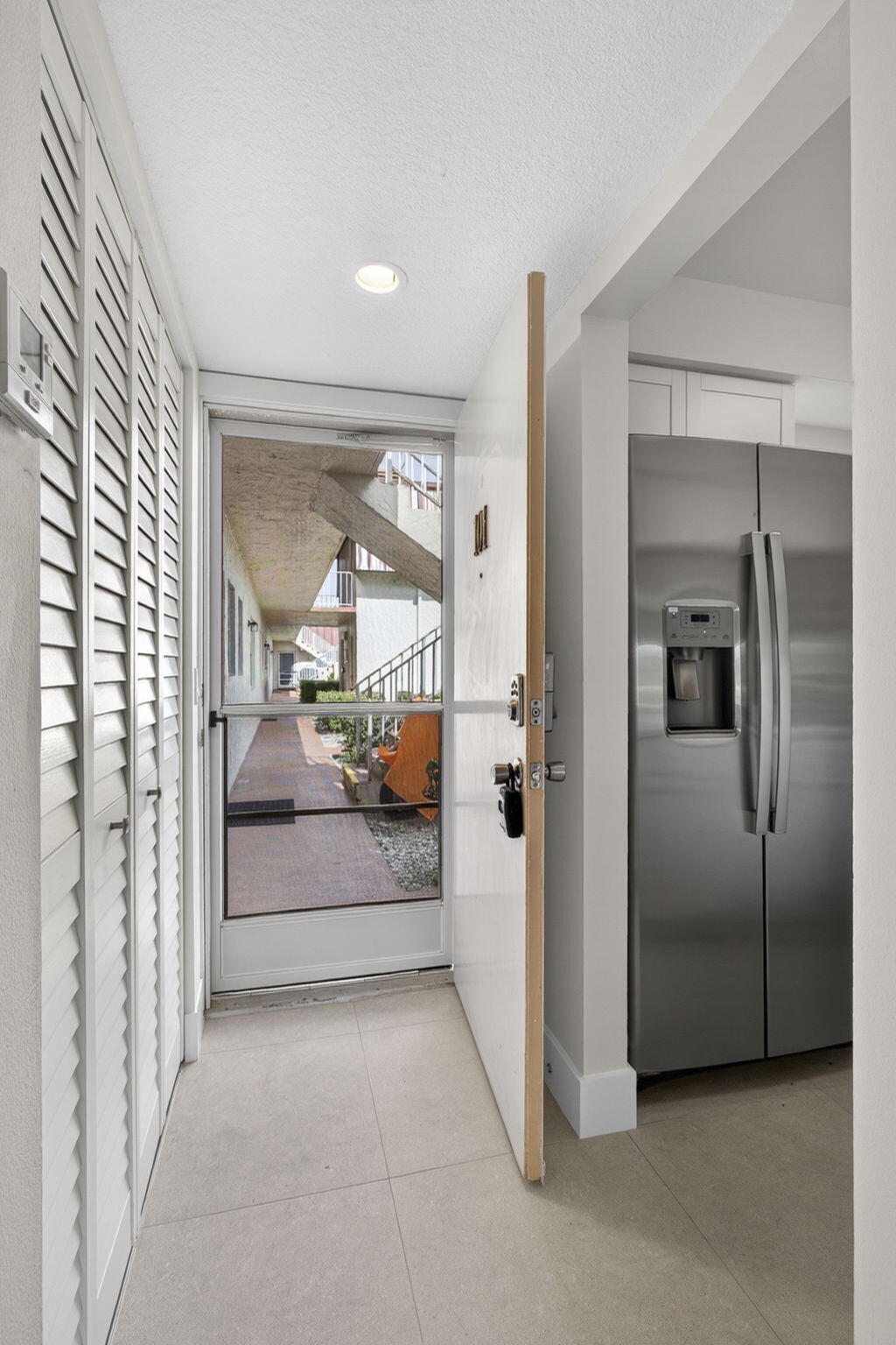 Properties 12020 W GREENWAY Drive 101