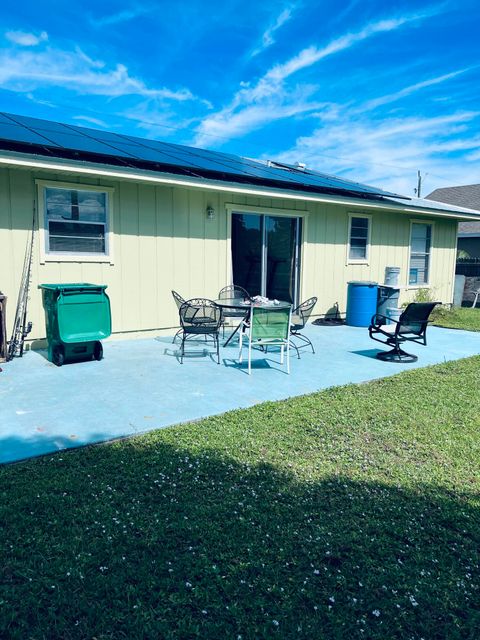 A home in Port St Lucie