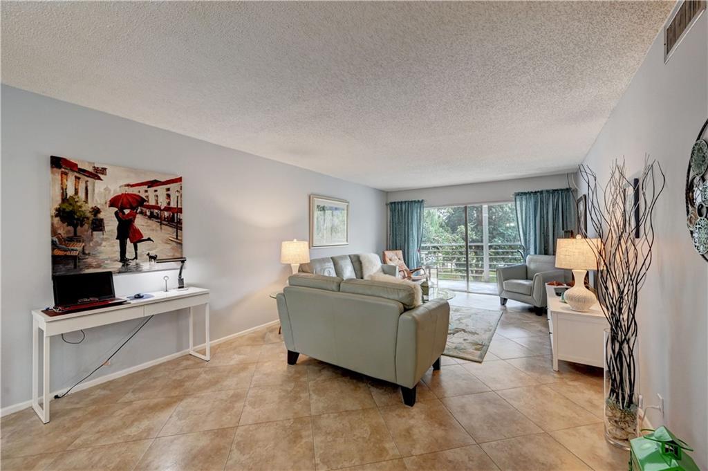 WYNMOOR VILLAGE - Residential