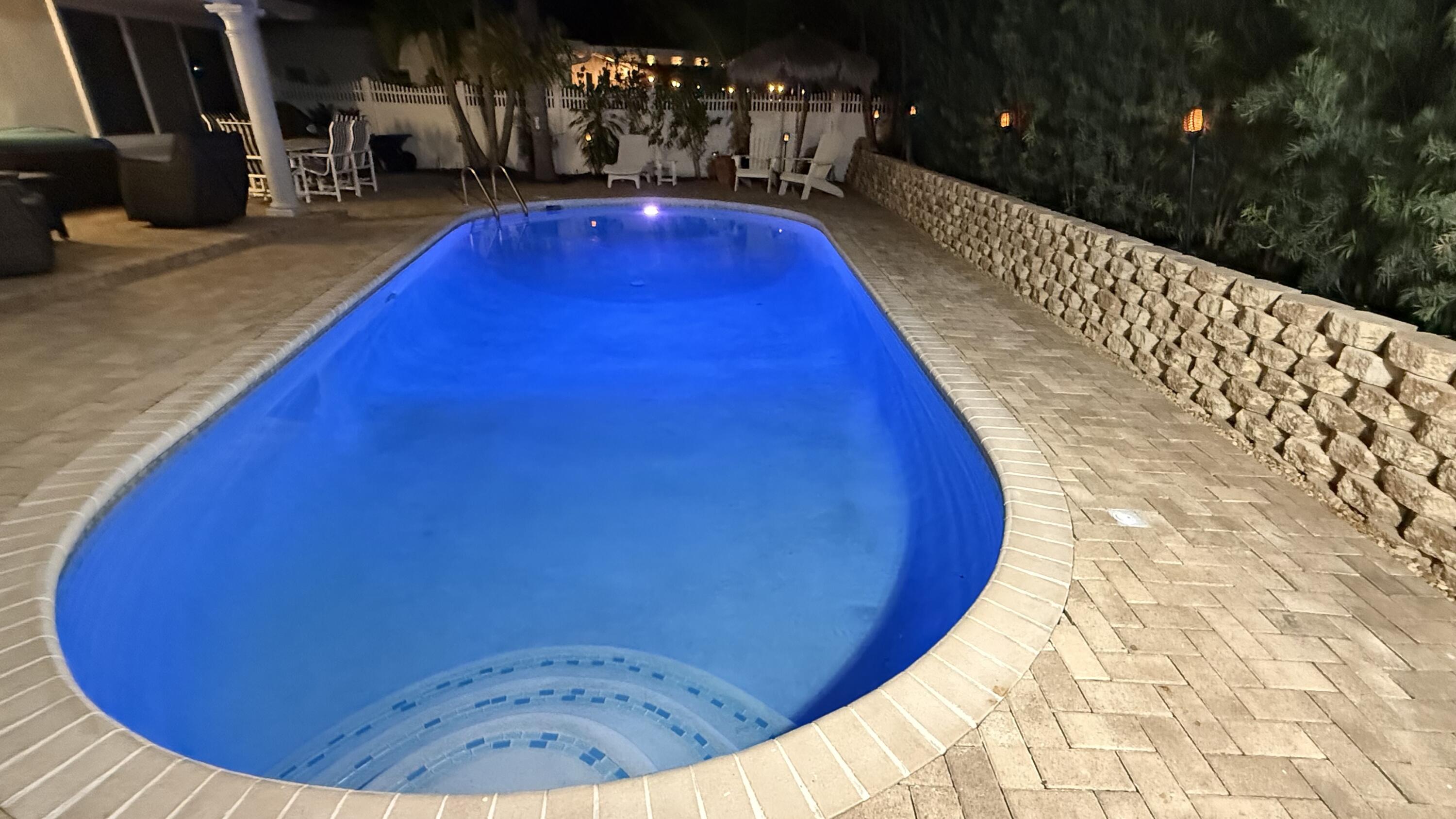 HILLSBORO SHORES SEC - Residential