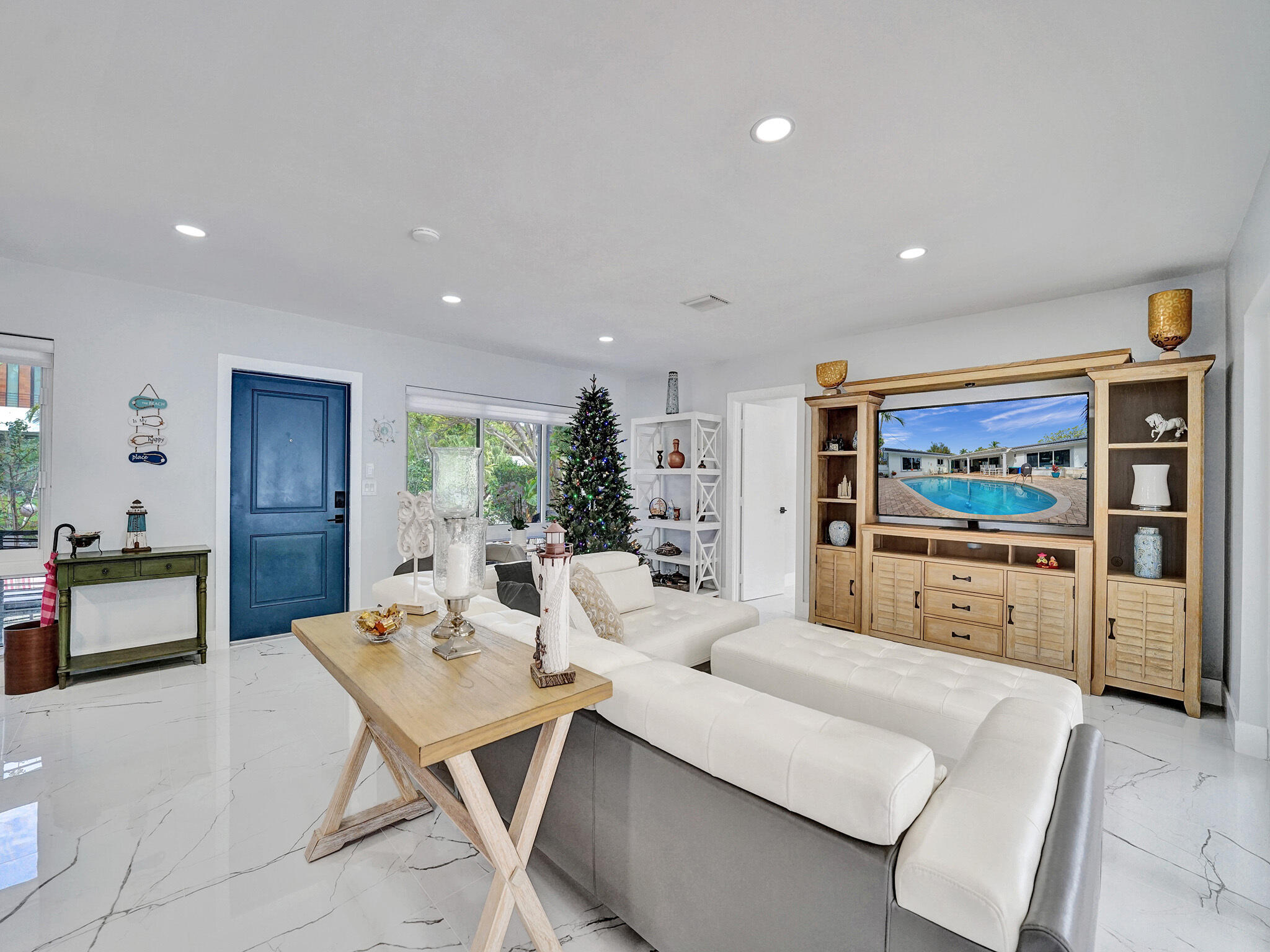 HILLSBORO SHORES SEC - Residential