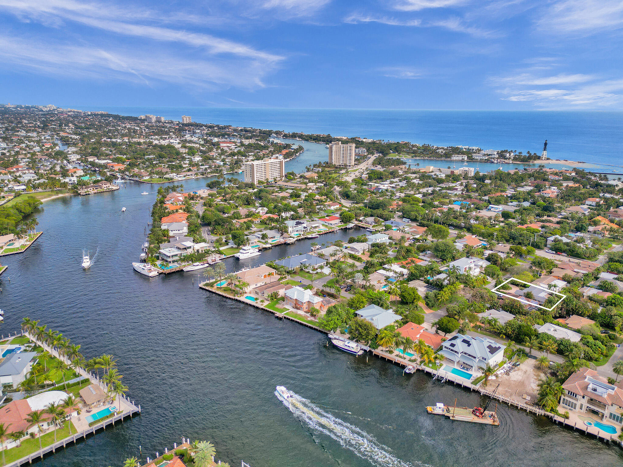 HILLSBORO SHORES SEC - Residential