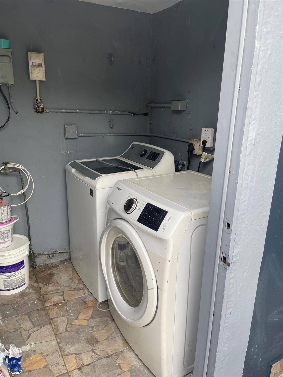 Washington Heights 22-1 B - Residential Lease