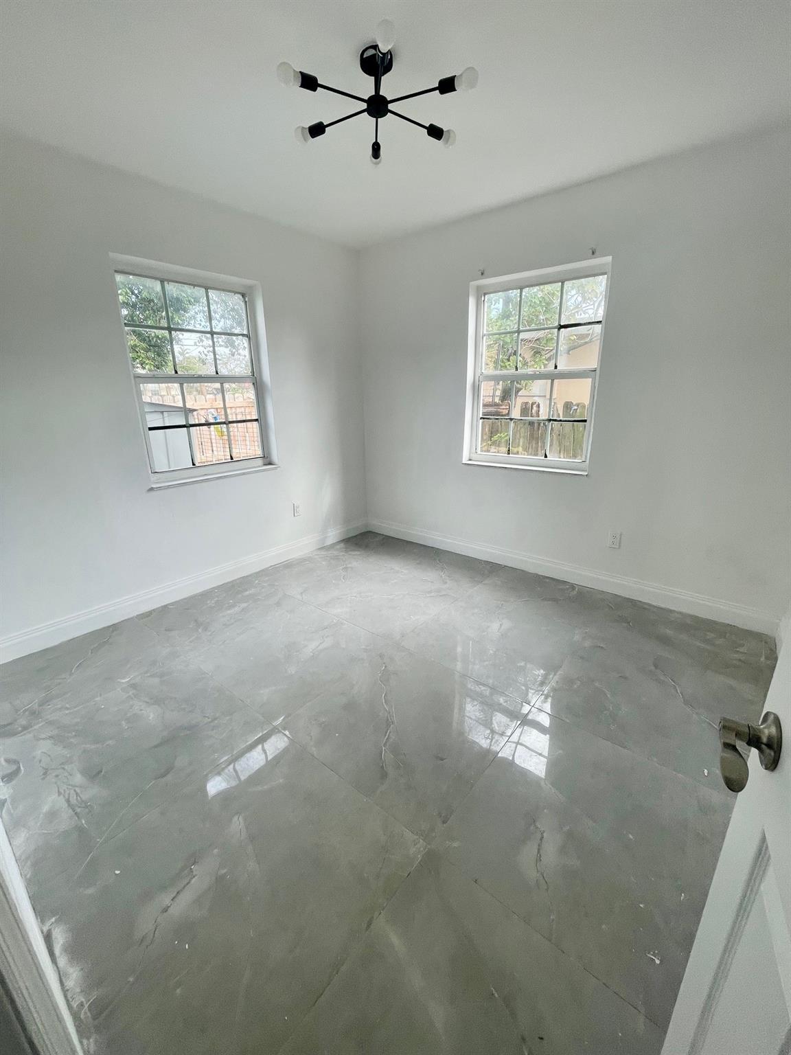 Washington Heights 22-1 B - Residential Lease