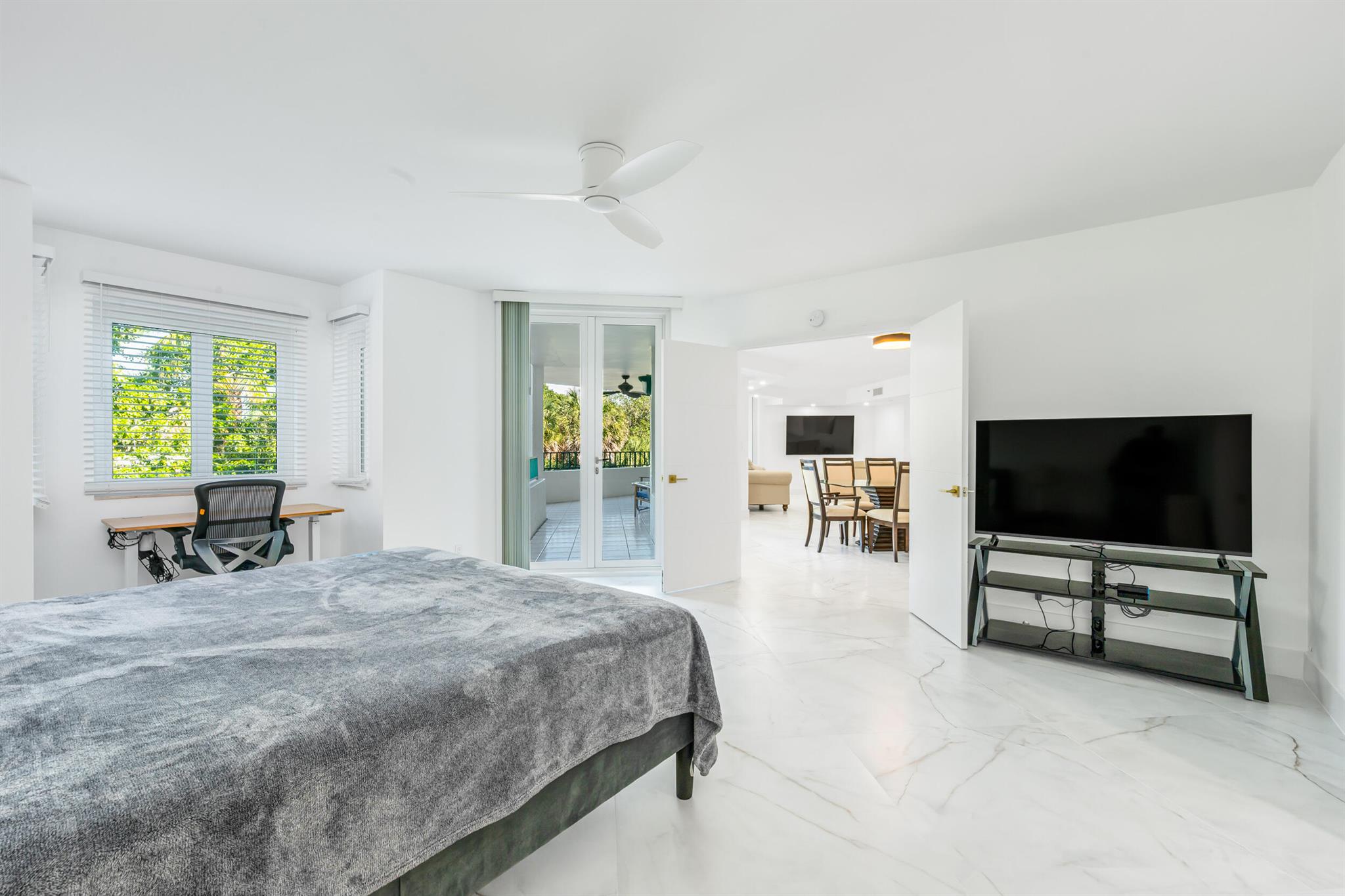 MIZNER COURT CONDO - Residential