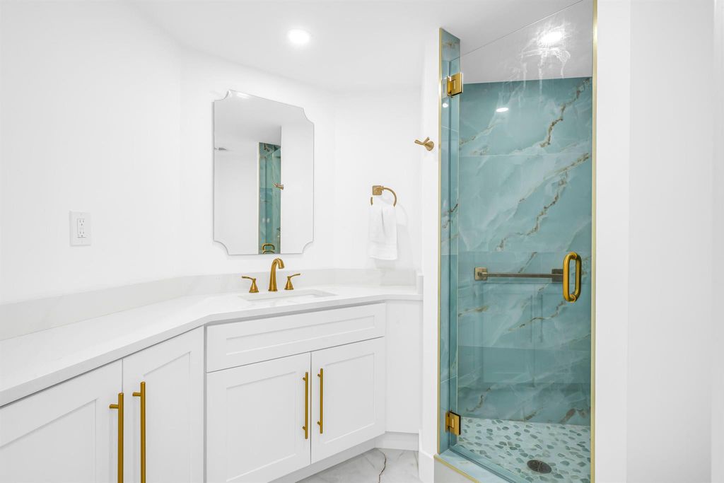 Photo of 100 SE 5th Avenue #304, Boca Raton, FL 33432 (MLS # R11149589)