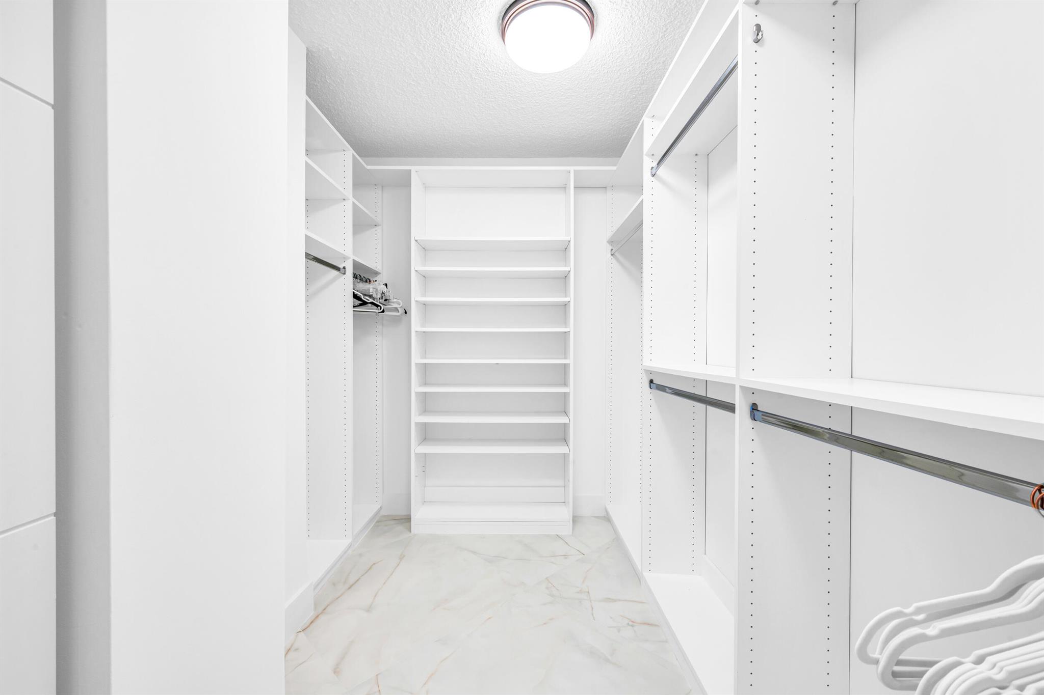 MIZNER COURT CONDO - Residential