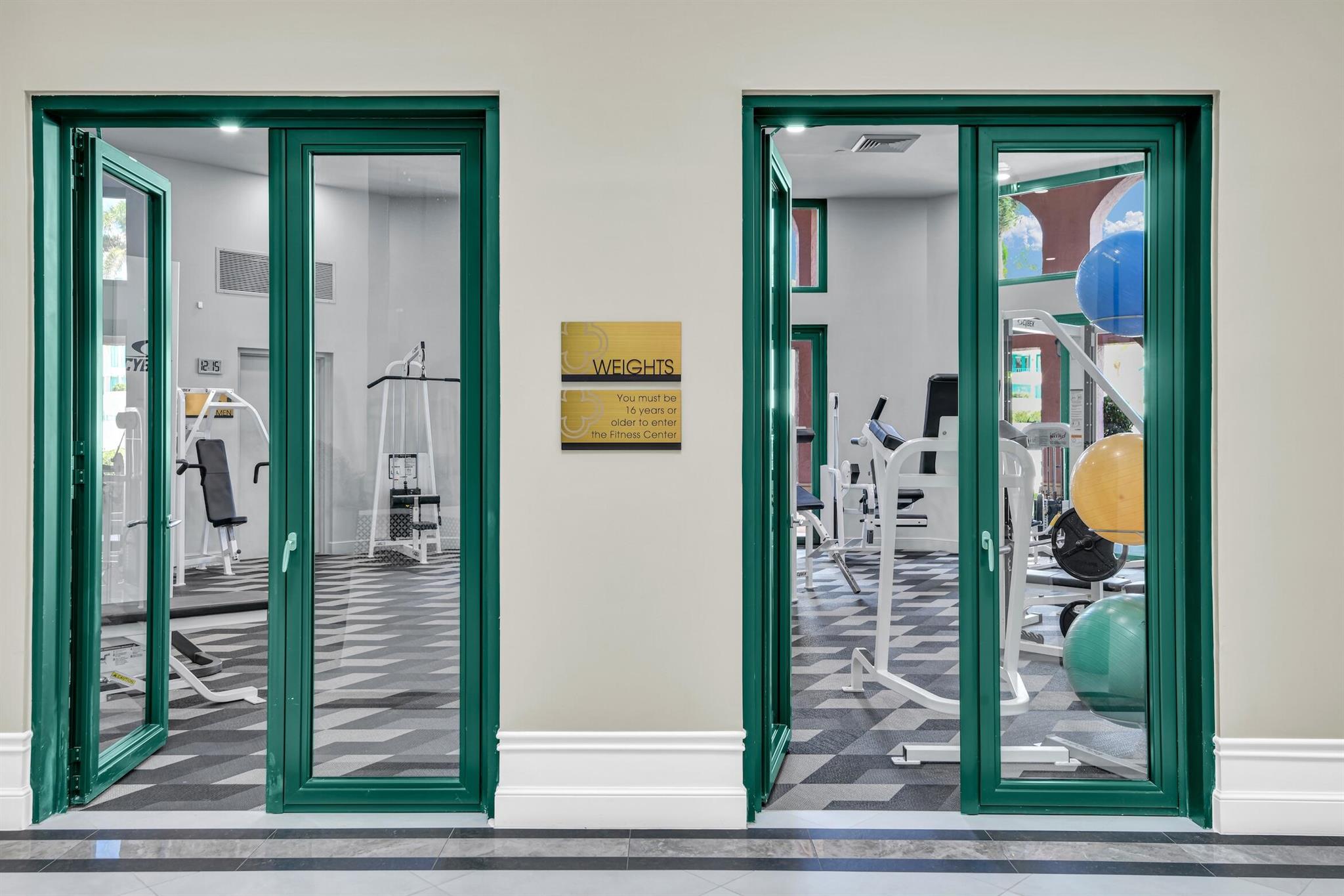 MIZNER COURT CONDO - Residential