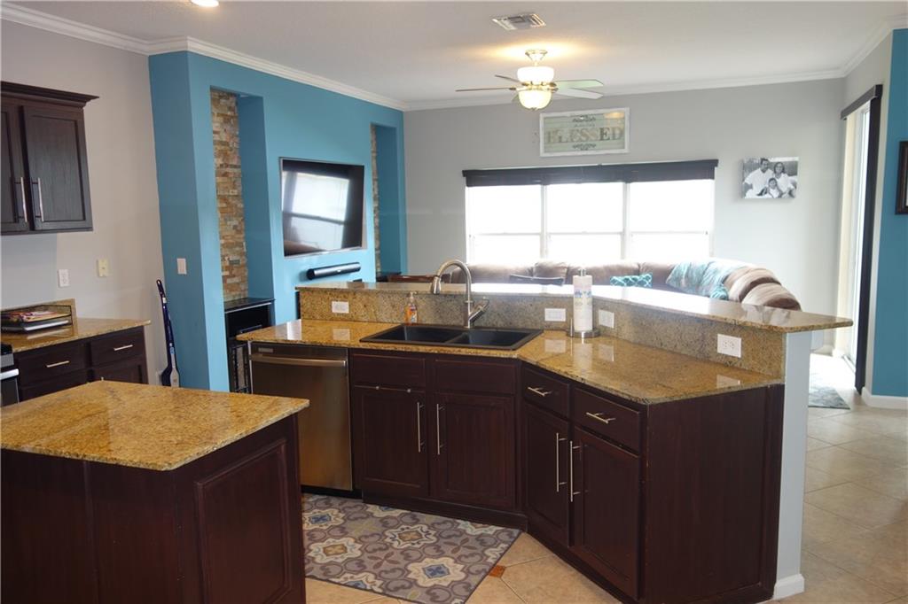 Thoroughbred Lake Estates - Residential