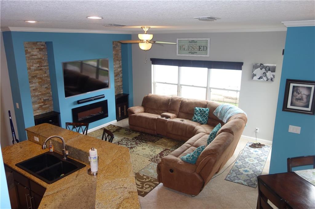 Thoroughbred Lake Estates - Residential