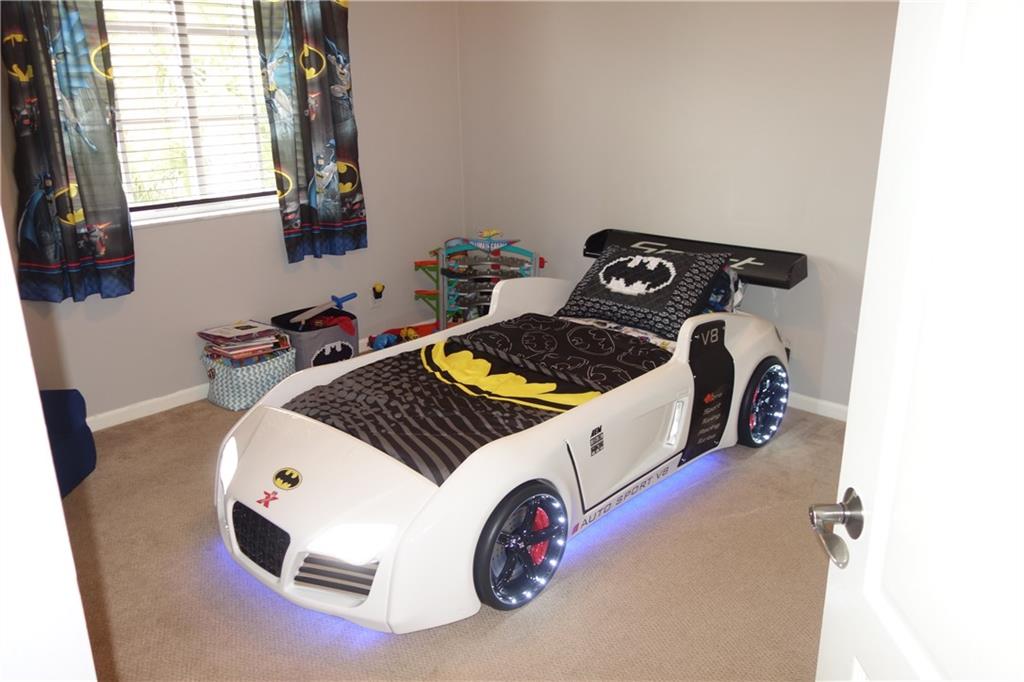 Thoroughbred Lake Estates - Residential