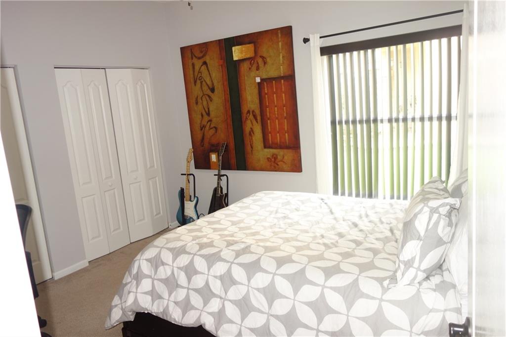 Thoroughbred Lake Estates - Residential