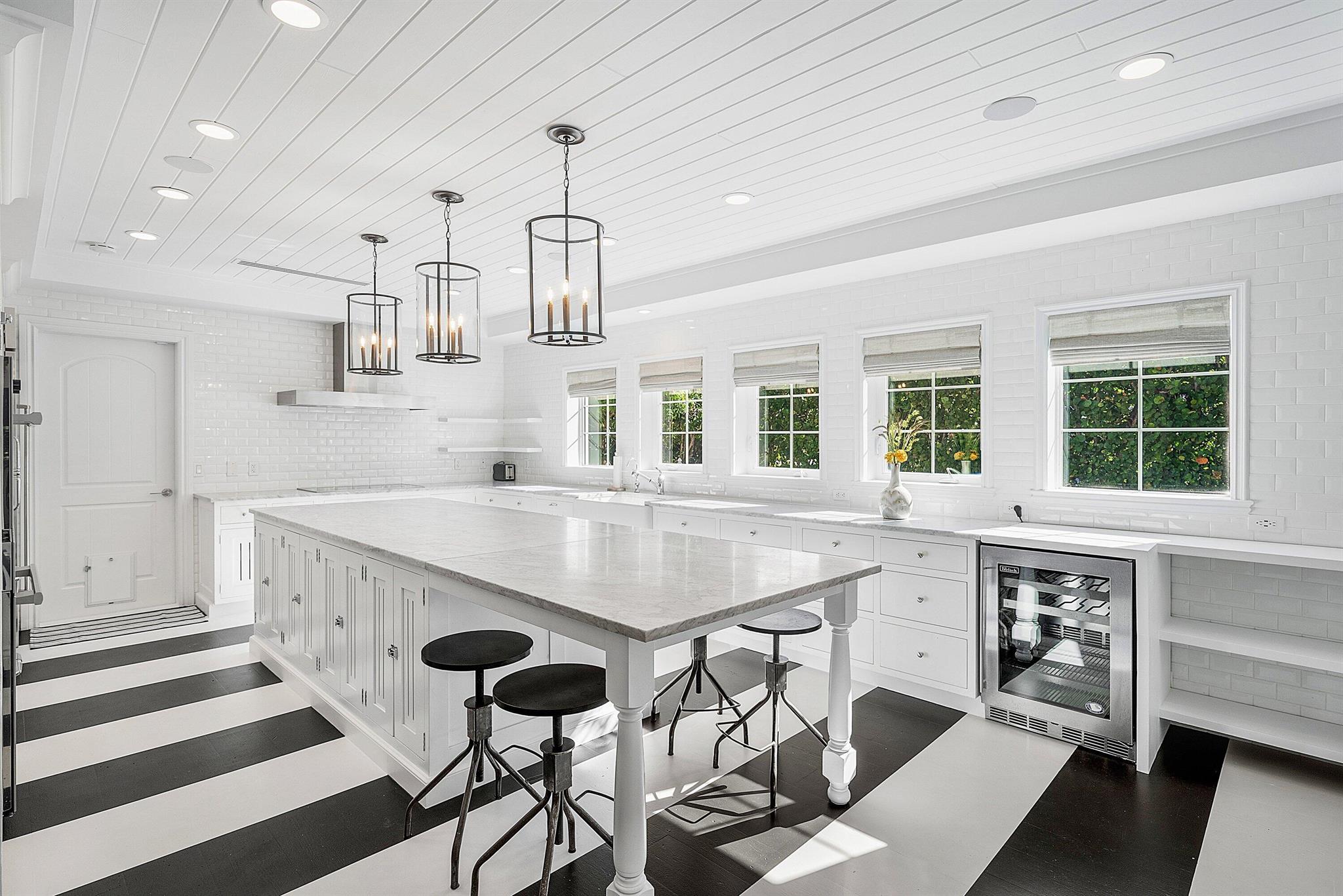 GULFSTREAM PROPERTIES - Residential