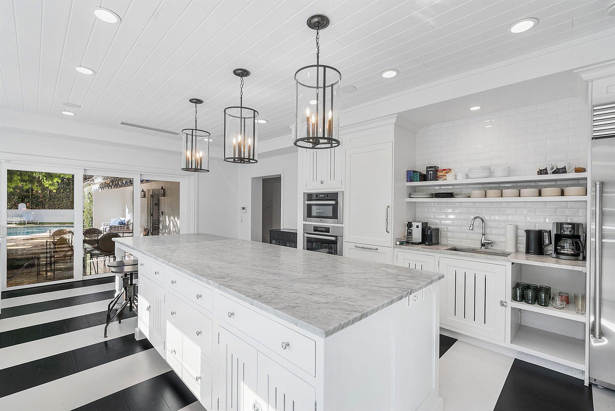 GULFSTREAM PROPERTIES - Residential