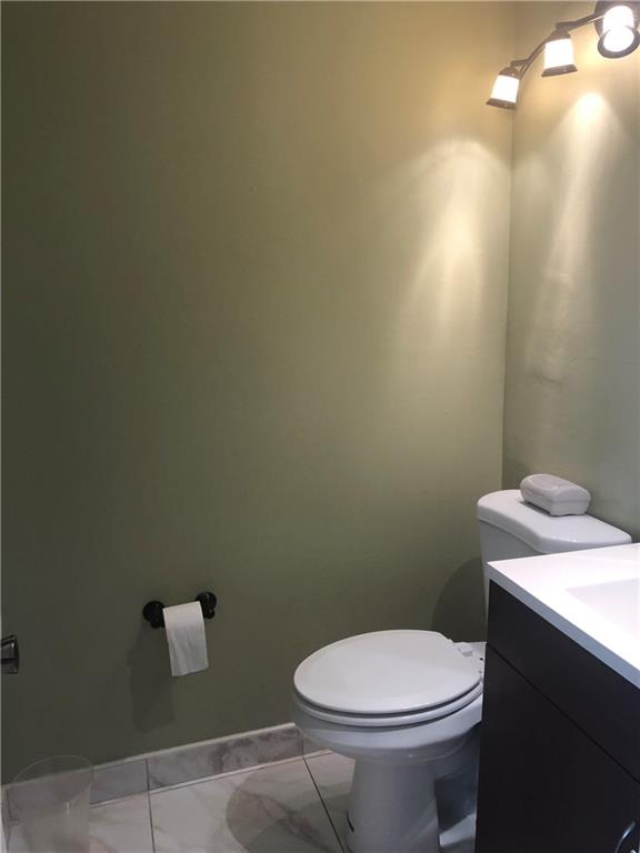 Kings Point Burgundy A-Q - Residential Lease