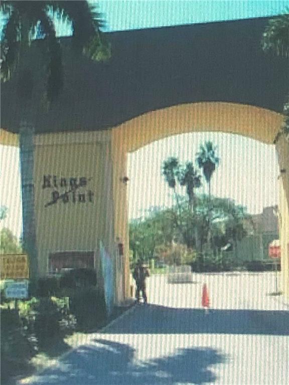 Kings Point Burgundy A-Q - Residential Lease