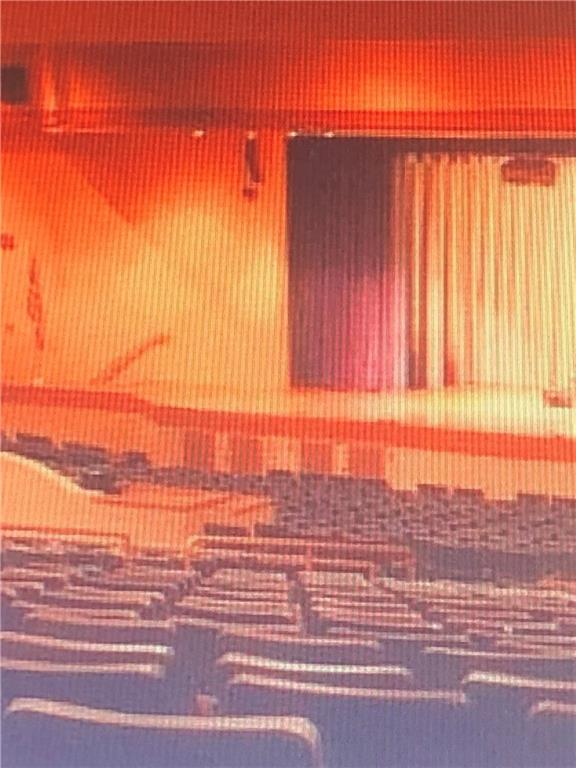 Kings Point Burgundy A-Q - Residential Lease